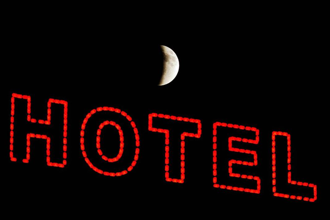 Doğa olayı mı, felaket habercisi mi? 'Kanlı Ay' tutulması ve bilimsel gerçekler 12